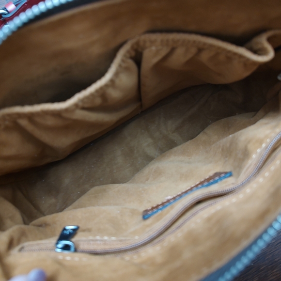 Patricia Nash Vallata Shoulder Bag In Tooled Magenta Leather W/Warranty P891244 - Picture 6 of 15